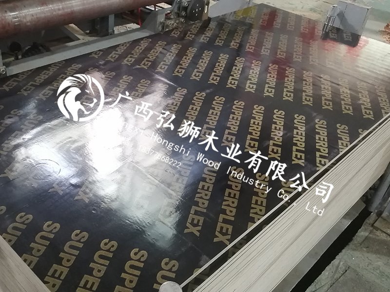 廣西建筑黑色覆膜板縮略圖 廣西建筑黑色覆膜板